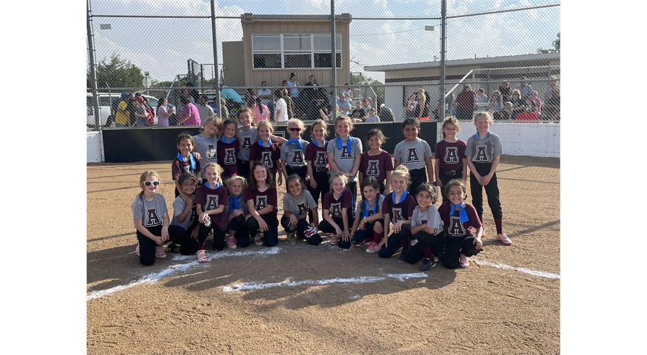 2022 Softball Coach Pitch