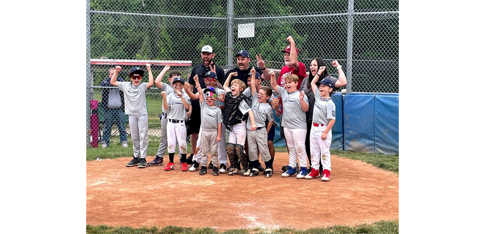 Congrats to our 2025 Minor B Champions - Euclid Installation Mariners!