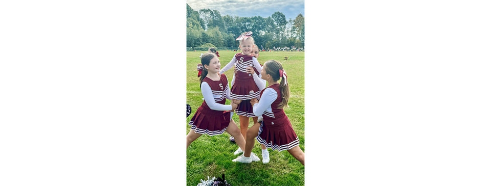 Cheerleaders, 2024