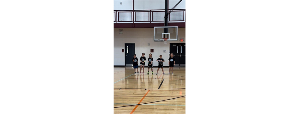 K-2 Basketball getting ready to play 