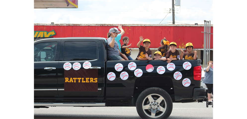 2018 RattleSnake Roundup Parade