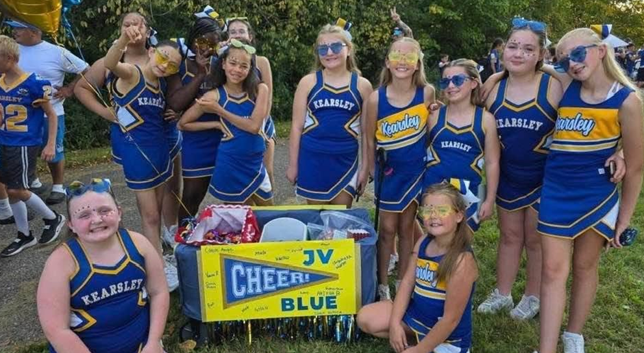 2025 JV Blue HOCO parade